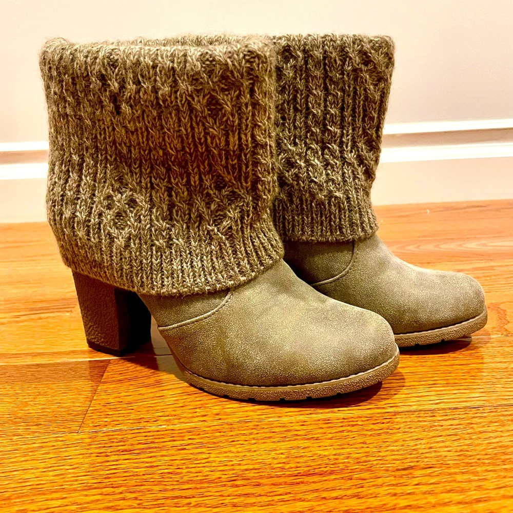 Women’s MUKLUKS Booties